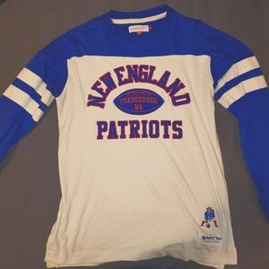 L Mitchell & Ness Sweatshirt